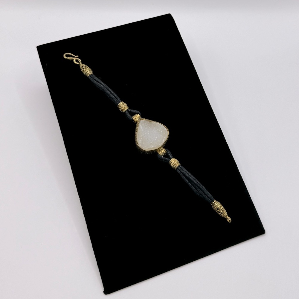 VINTAGE Druzy Quartz Corded Bracelet